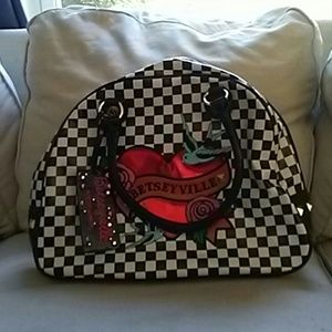 Betsy Johnson Betsyville large hand bag